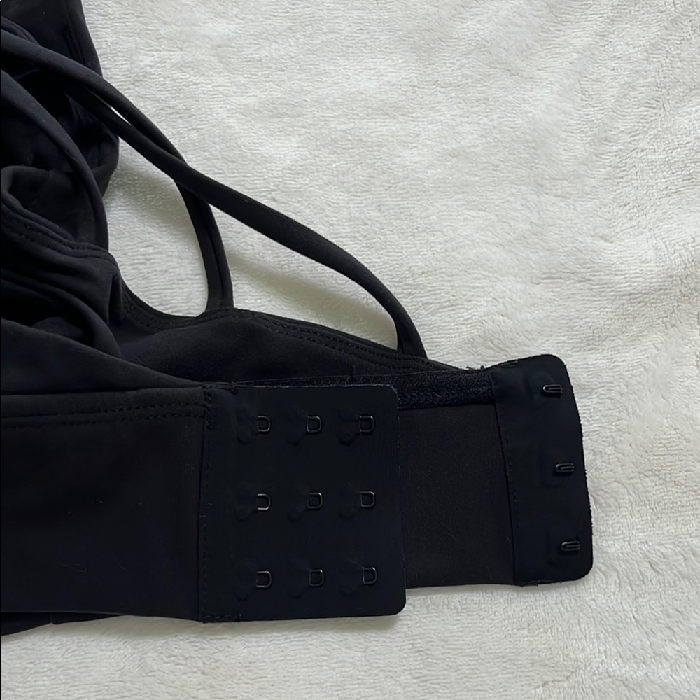 BuffBunny Black Crisscross Sports Bra - Picture 7 of 7